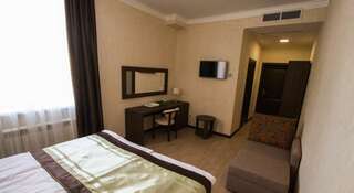 Гостиница Guest house Kolibri Геленджик Стандартный трехместный номер-4